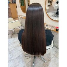 もうこの時期から梅雨対策の縮毛矯正を！！