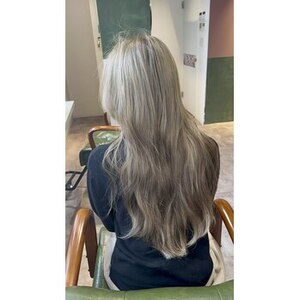 憧れる綺麗なロングヘアに・・・♪