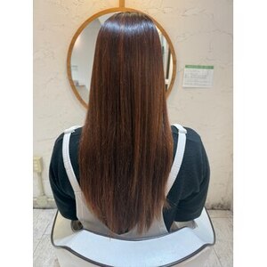 まだまだ縮毛矯正は僕にお任せ下さい^_^